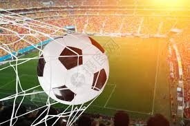 本赛季东契奇缺席时里夫斯场均40分10助攻，今日三节36+9