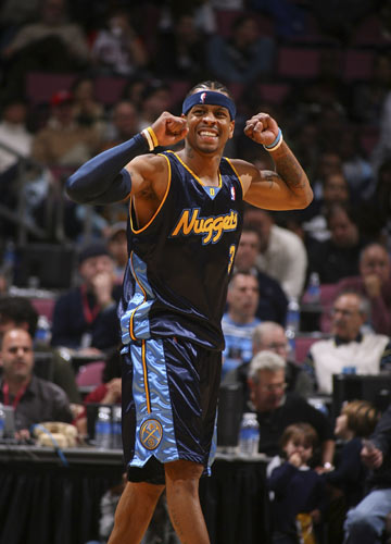 出了什么问 出了什么问