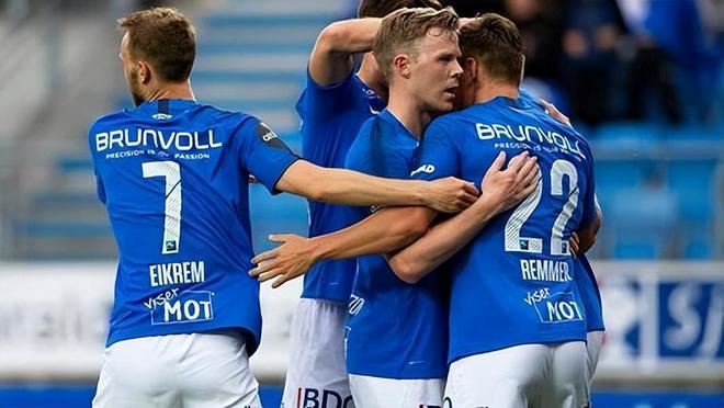 在对阵范子 在对阵范子