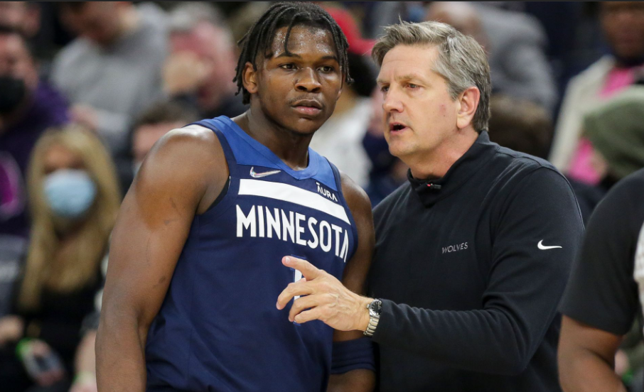 詹姆斯与队 詹姆斯与队